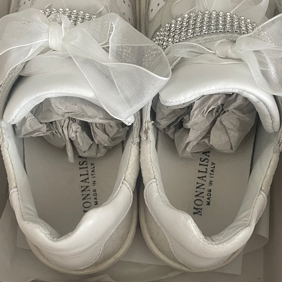 EUC Girl size EU33 White and Gray suede Sneakers with Rhinestone Accents - Picture 2 of 10